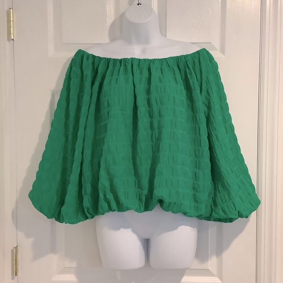 FLYING TOMATO Green Off The Shoulder Balloon Top - Picture 1 of 10